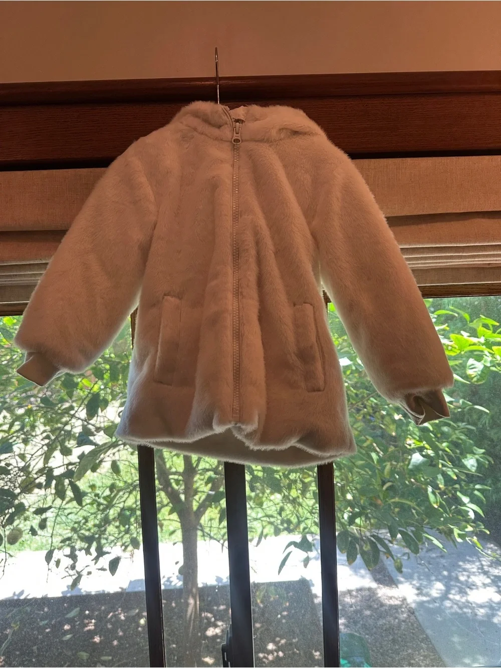 Girls Cream Faux-Fur Hooded Puffer Coat